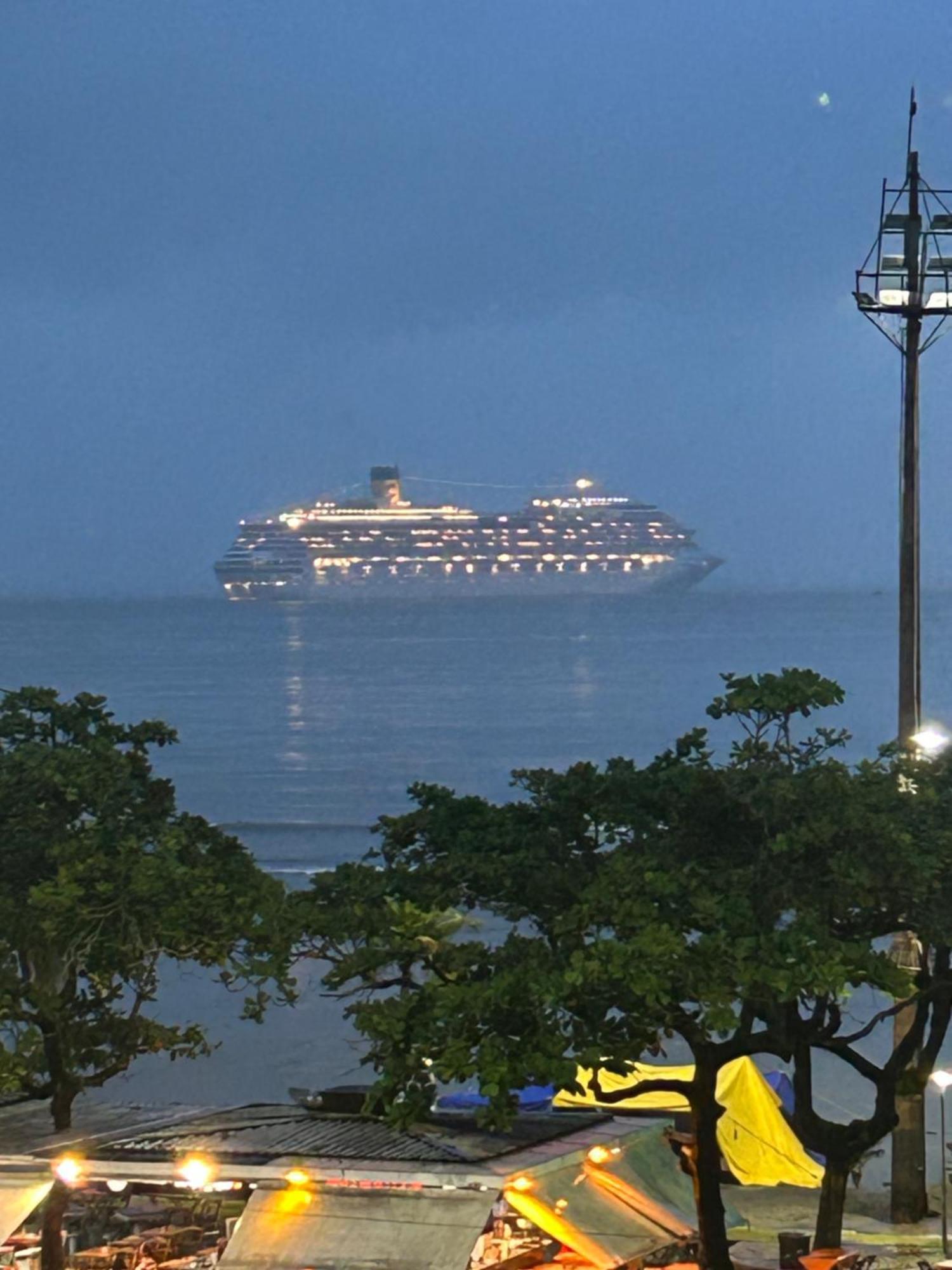 Apartamento Frente A Praia Do Embare Santos Eksteriør billede